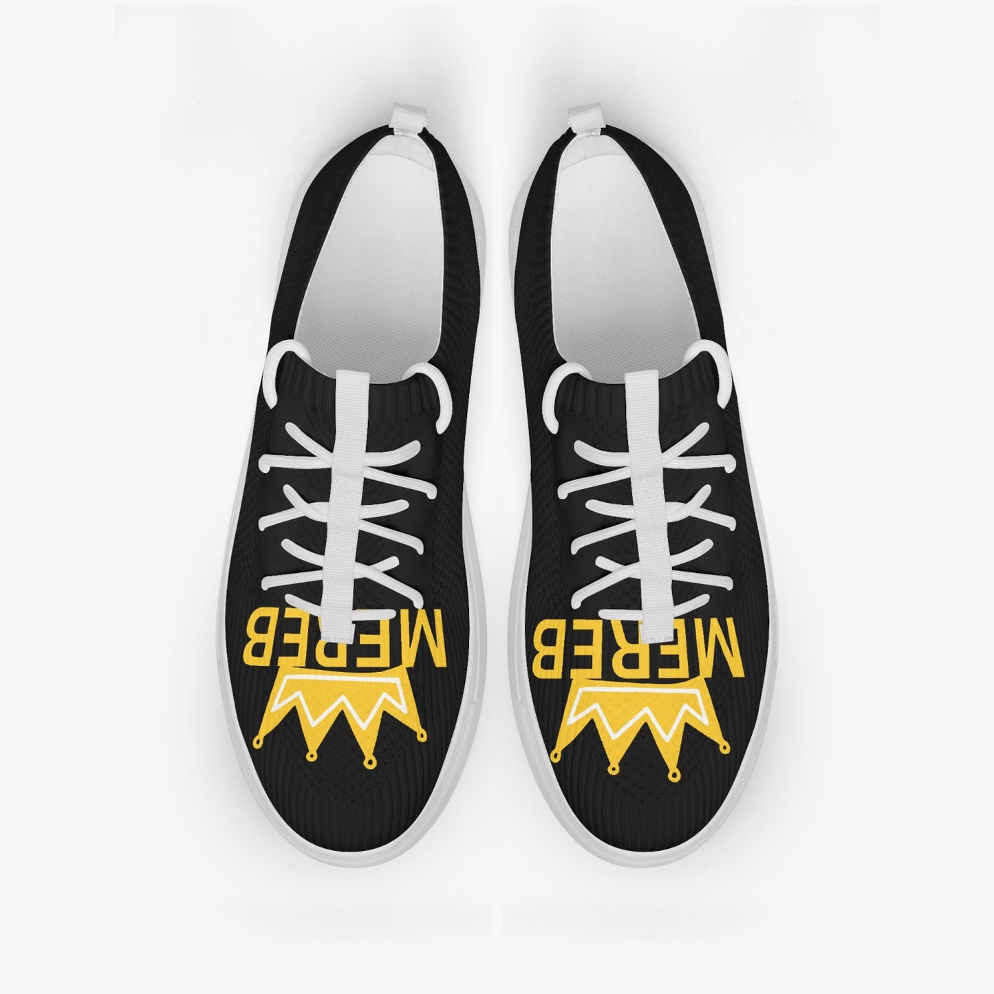 630. Low Top Sneakers