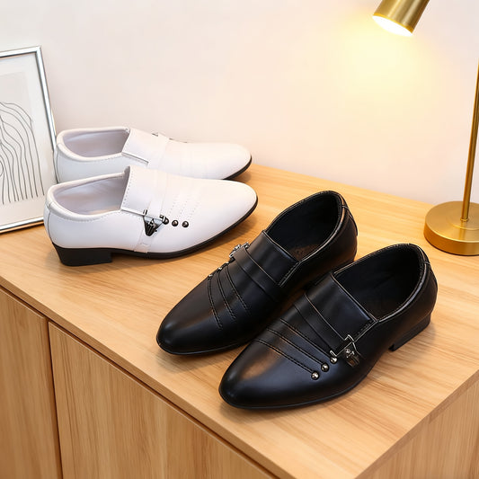 Modische Outdoor-Hochzeitskleidung im britischen Stil – Stilvolle  schlichte Oxford-Schuhe