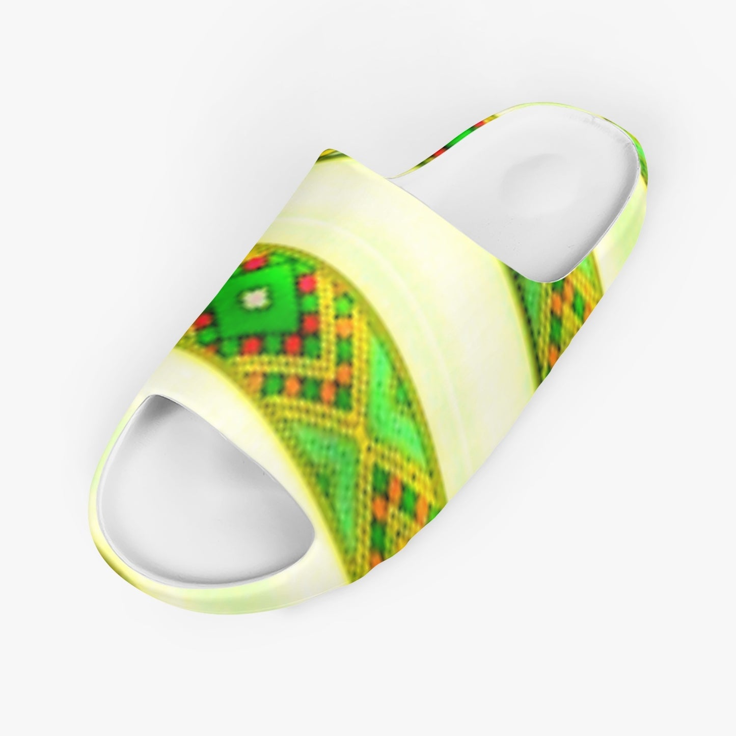 729. AOP Slipper